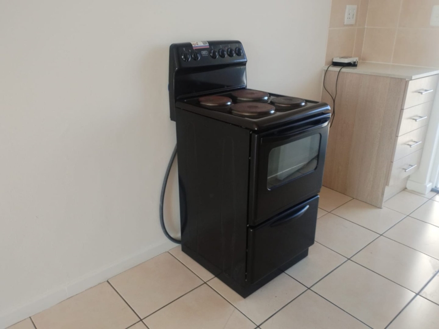 To Let 2 Bedroom Property for Rent in Heather Park Western Cape